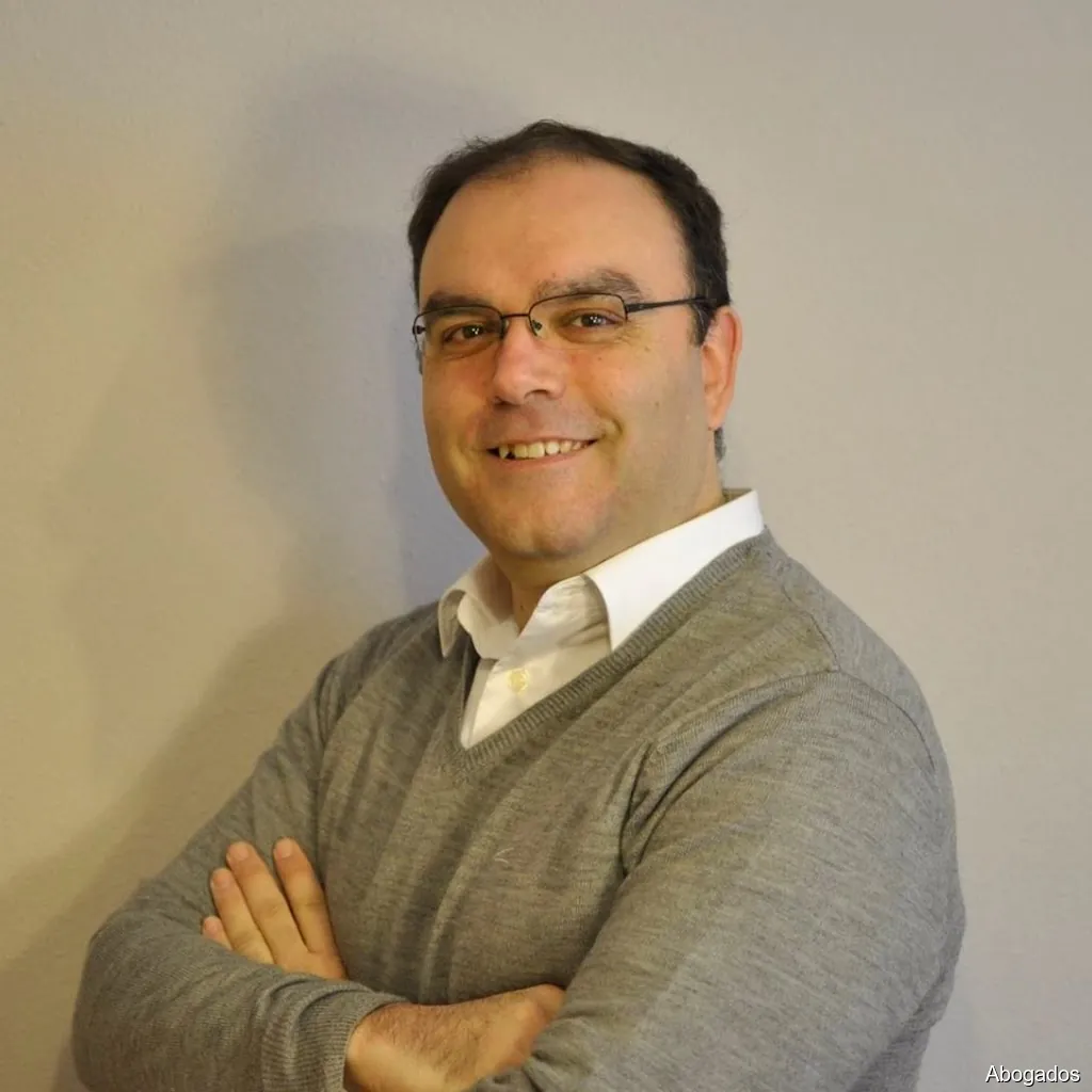 Modesto Martínez - Abogado