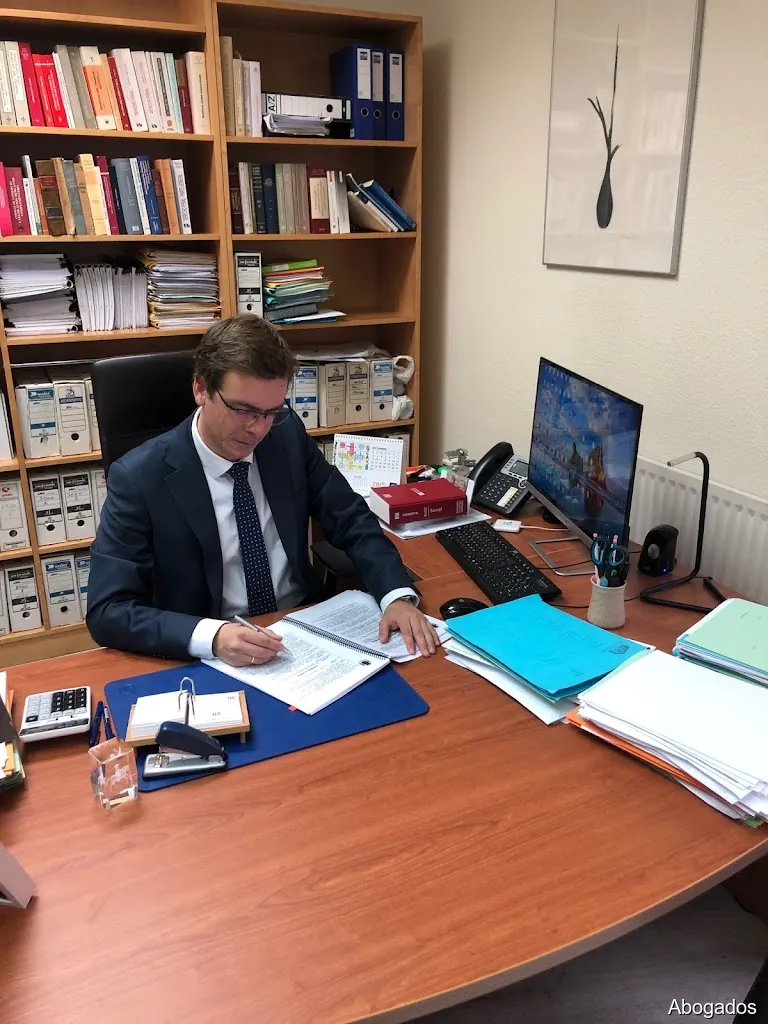 Azafranal Abogados - Jones & Esparza S.L.P.