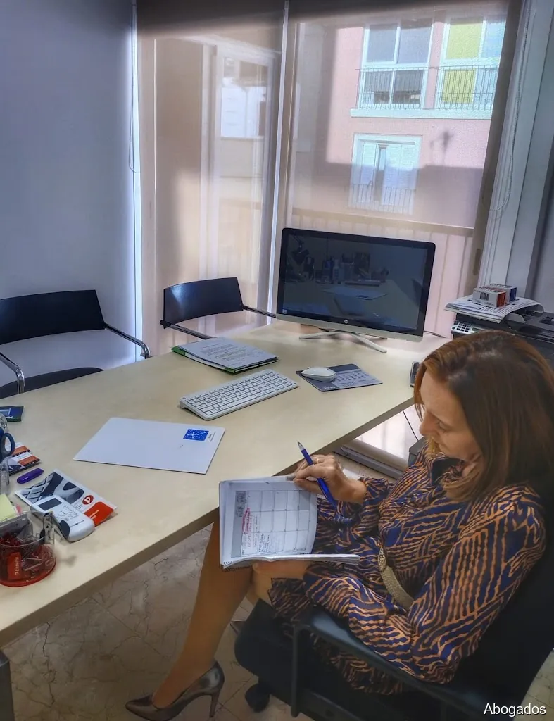 Victoria Ruiz Abogada