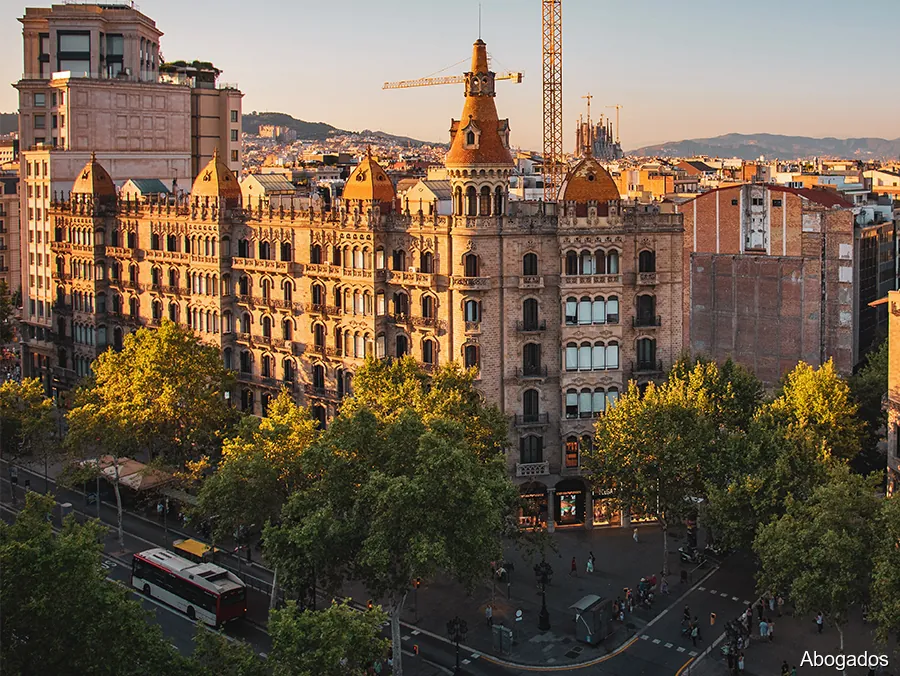 Bilanx: Abogados y Economistas