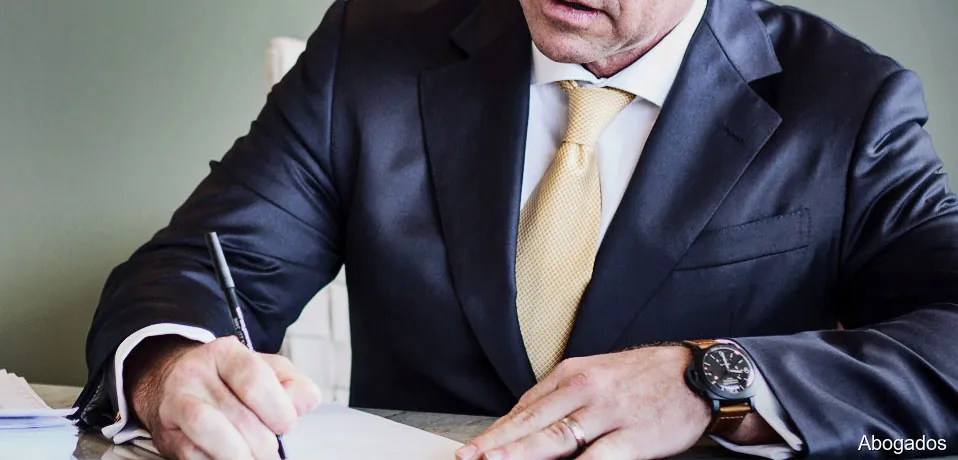 Luis Enrique Perianes Carrasco - Procurador