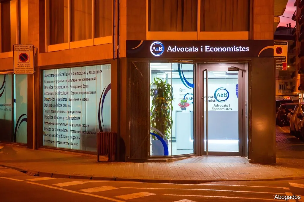 A&B ABOGADOS Y ECONOMISTAS- Blanes - Barcelona