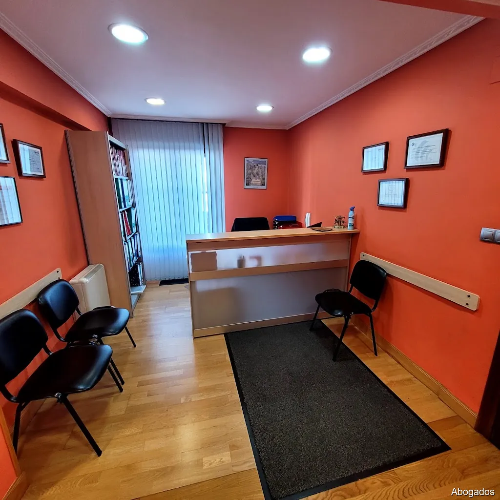 AM3 Asesoria-Iñigo Jorge Braceras (Abogado)-Amaia Plaza Martín (Administración y gestión)