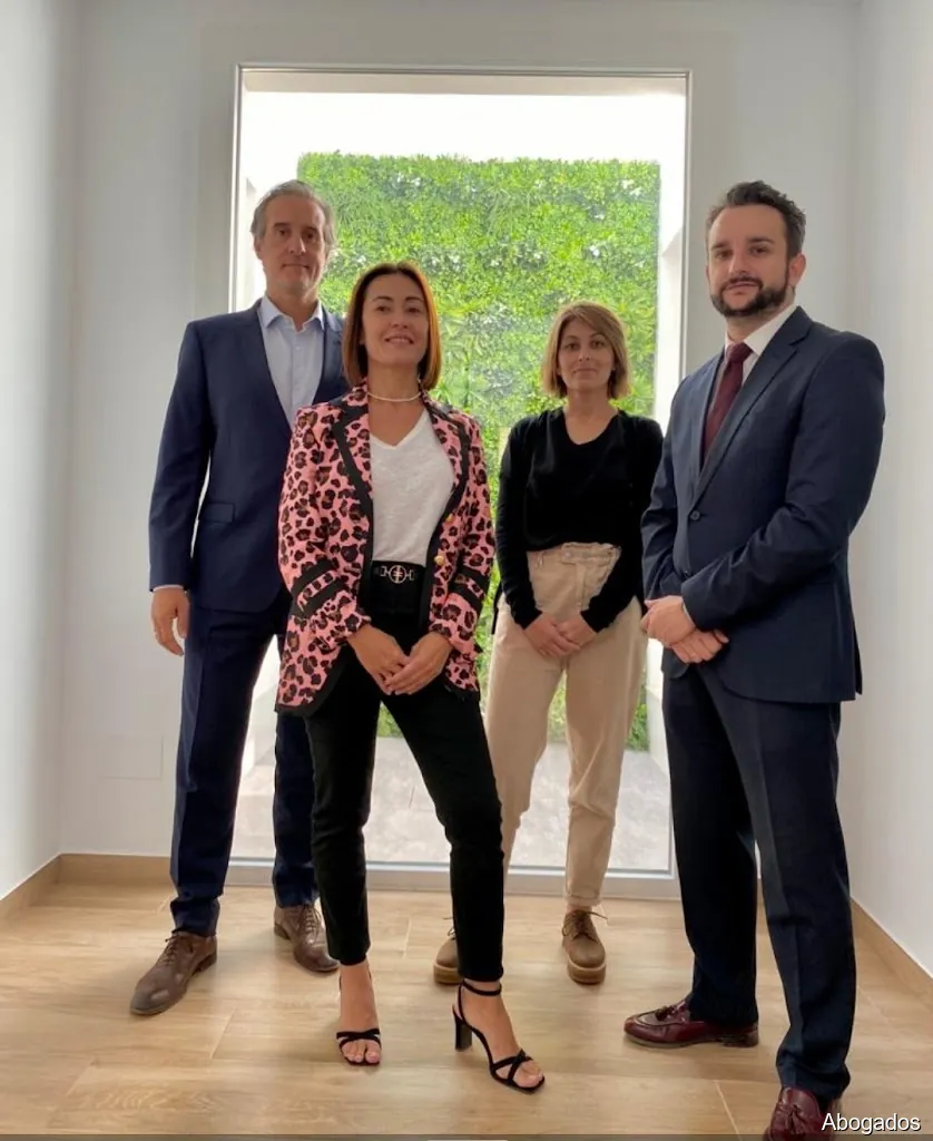 Menchero y Martín Abogados