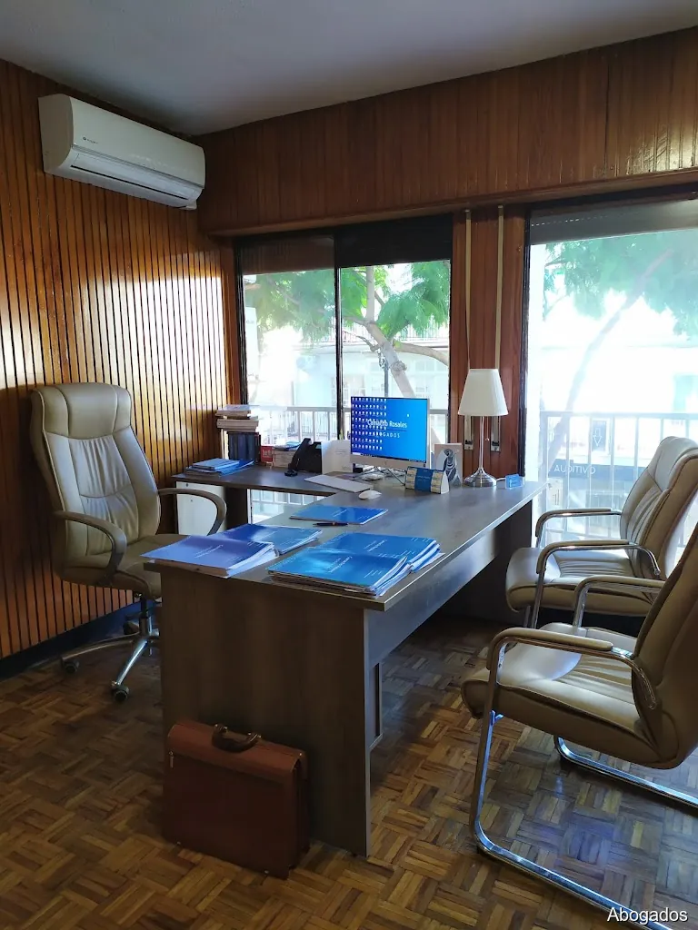 FRANCISCO JAVIER CAMACHO ROSALES ABOGADO