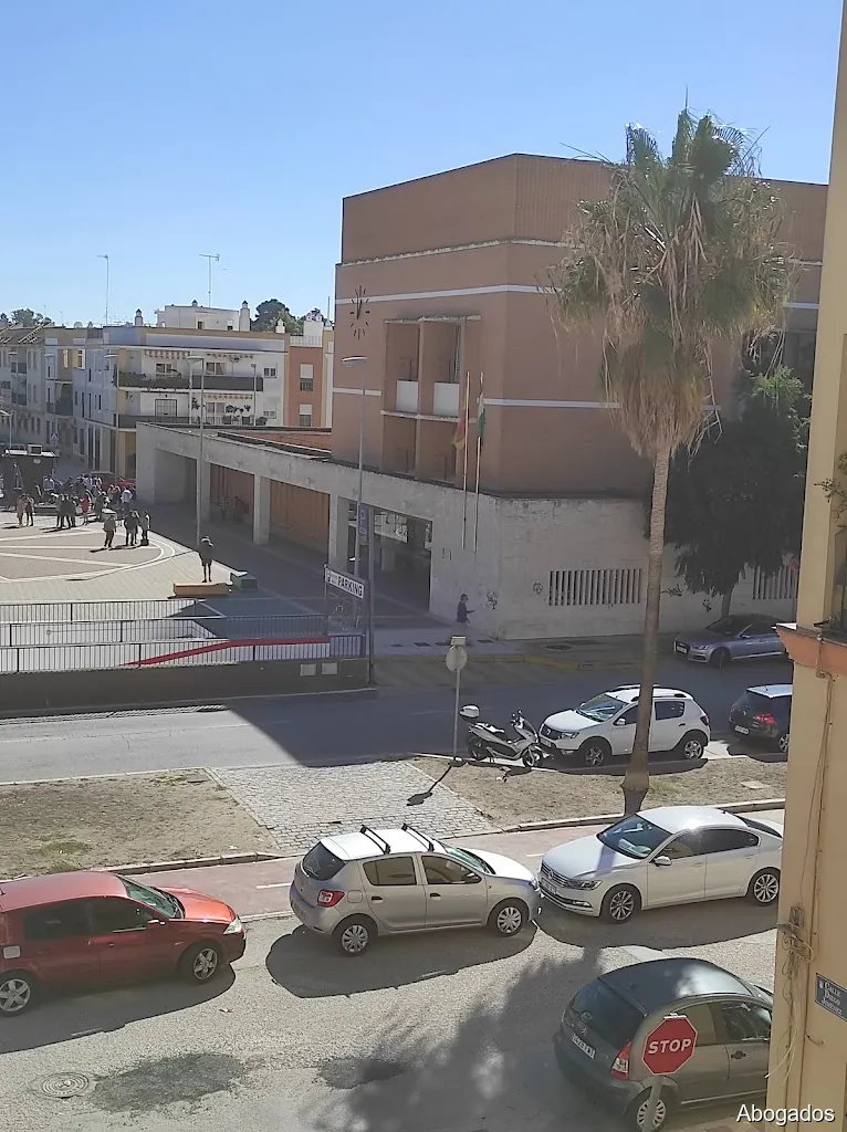 Abogados, RAÚL CAÑA