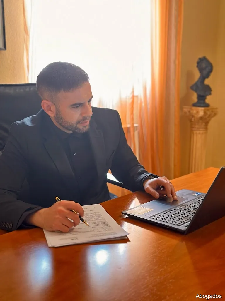 Abogado Miguel Jiménez Castro