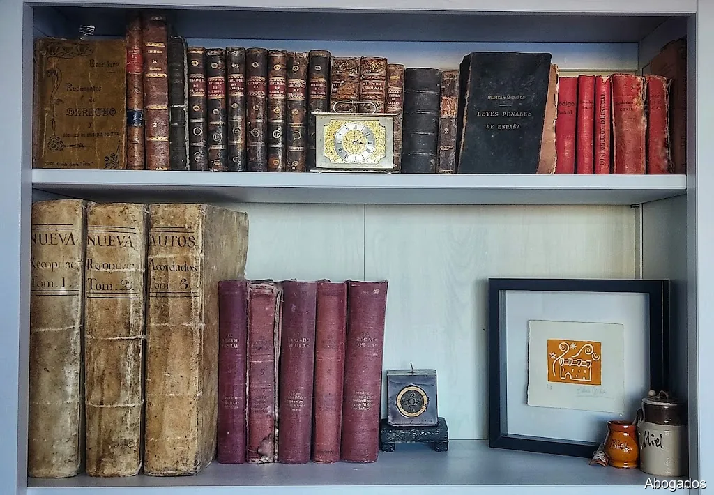 Almazán García Abogados