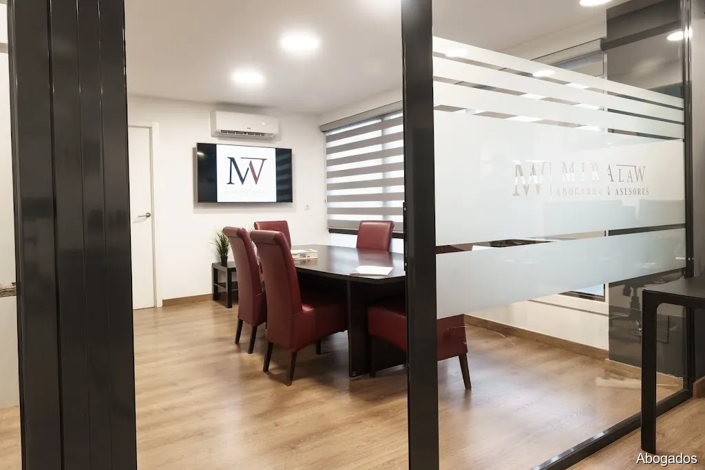 MIRALAW ABOGADOS Y ASESORES TRIBUTARIOS