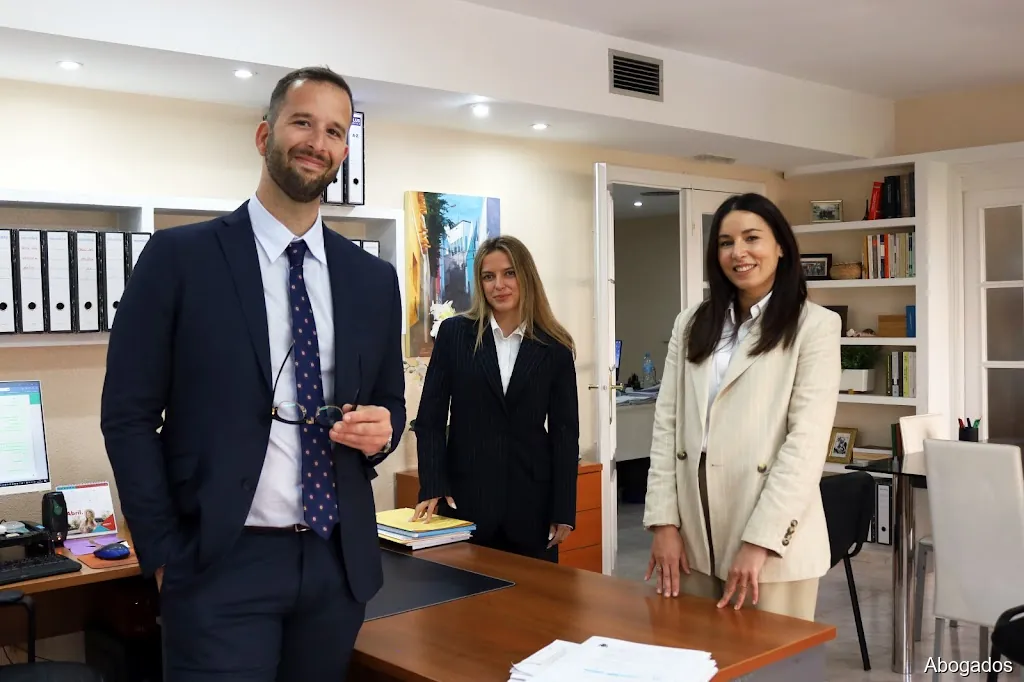 Martínez y Méndez Abogados