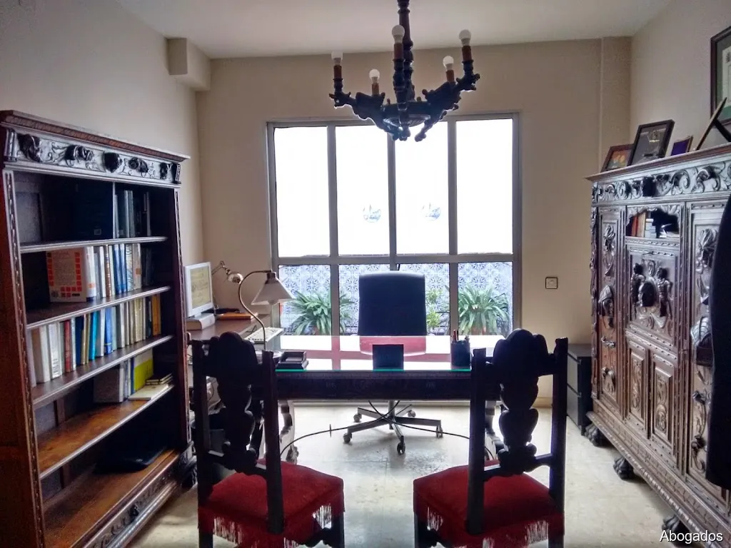 MARTIN CASAUBON ABOGADOS