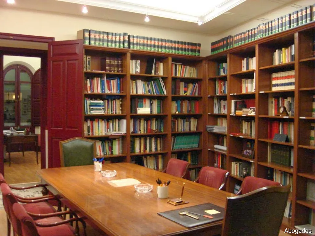 Luna & Asociados, Abogados