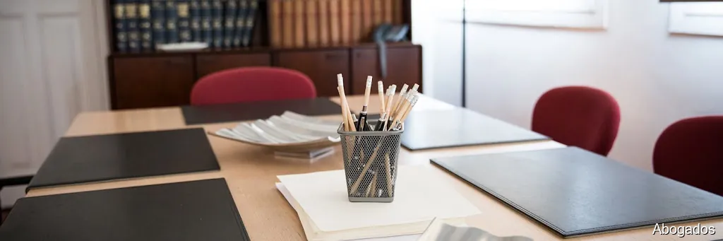 Calixto Escariz Abogados