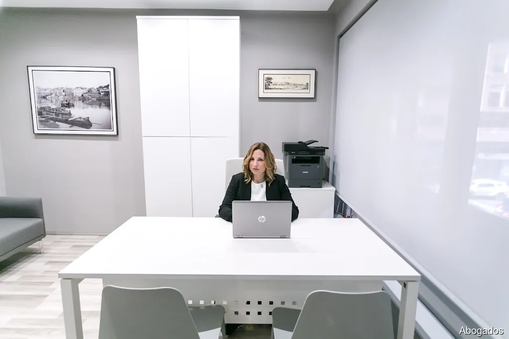 Abogada | Laura Mestre Lleixà