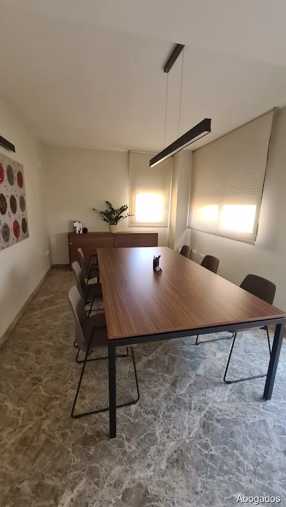 MENGUAL ABOGADOS - María Pilar Mengual