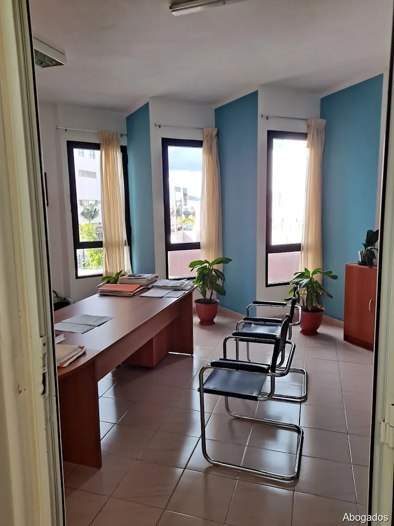 Andrea Pavetto Abogado