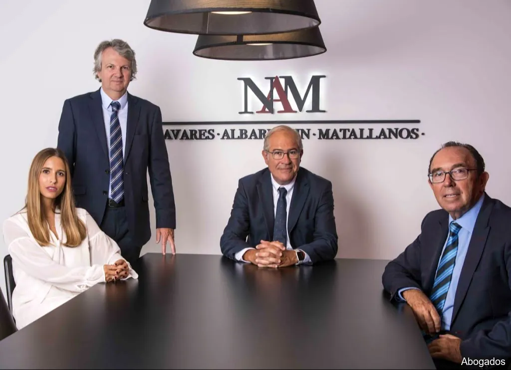 NAM ABOGADOS AGUILAS