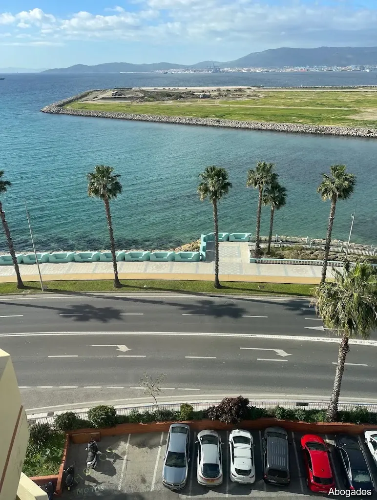 Ana Holgado ABOGADOS