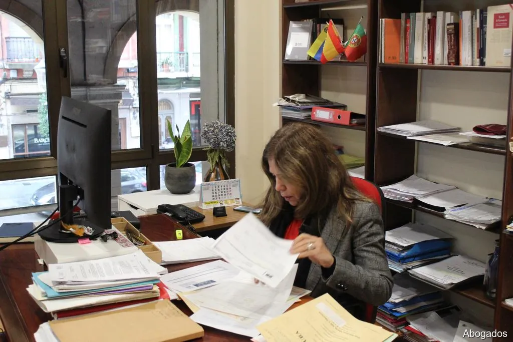 Gouveia & Abogados. Abogada España y Venezuela: María del Carmen Gouveia