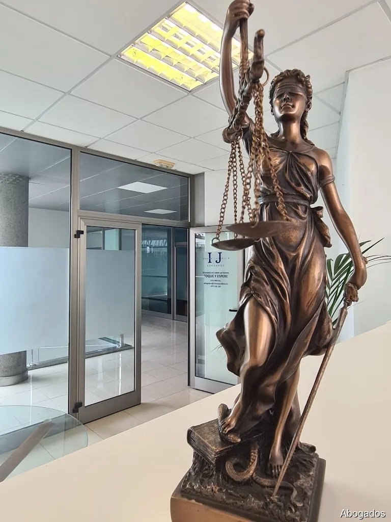 Innova Jurídico Abogados