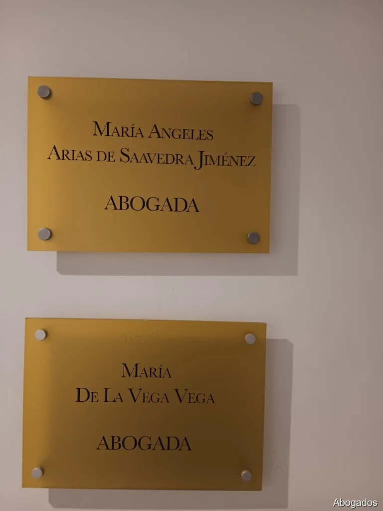 Arias & De La Vega Abogados