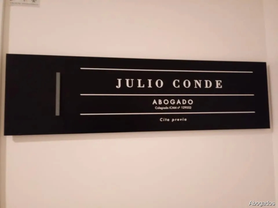 Julio Conde - Abogado