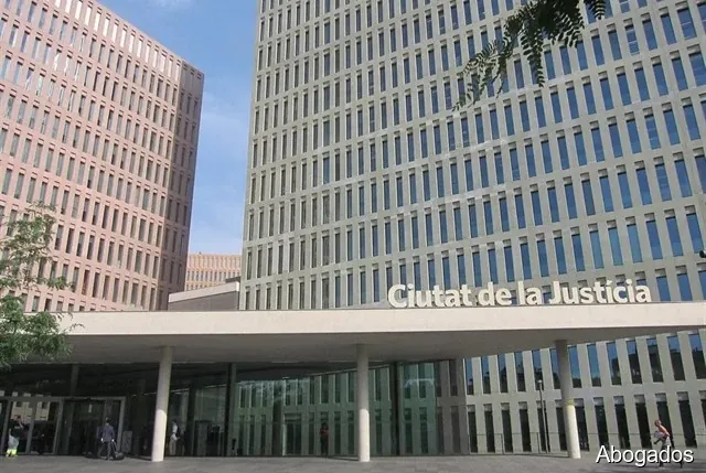 AG IURIS, Abogados & Economistas