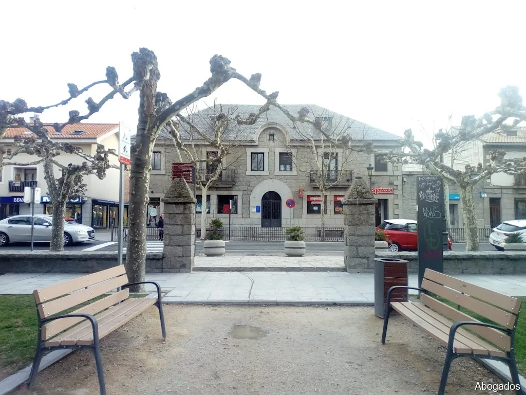 TMGRUPOVERITAS Abogados & Consultores