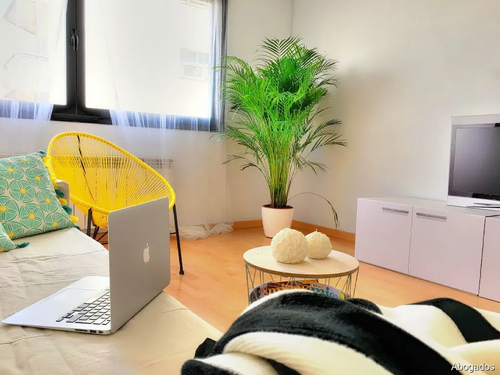 Grupo Alpama / Inmobiliaria • Abogados • Asesoría / Tudela