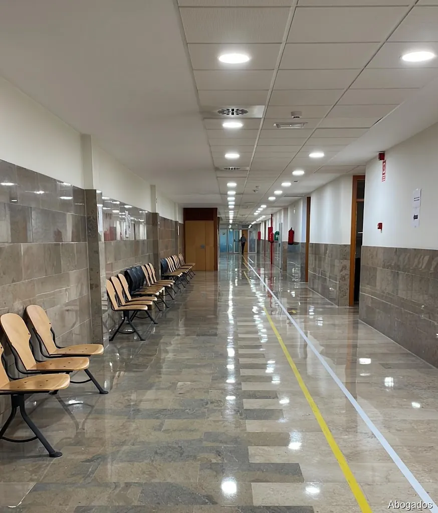 Rosa Juárez Despacho de Abogados Santander. Divorcios, herencias, desahucios, bancario, Penal