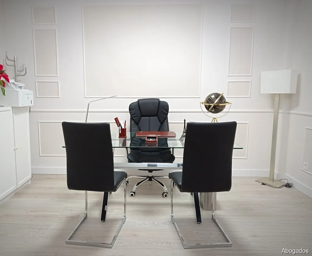 FERNÁNDEZ CINTAS ABOGADOS - Abogado de Familia y Herencias en Mengíbar. Administración de Fincas