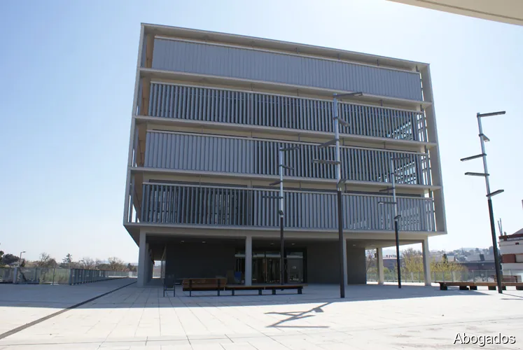 Land&Law, advocats i consultors