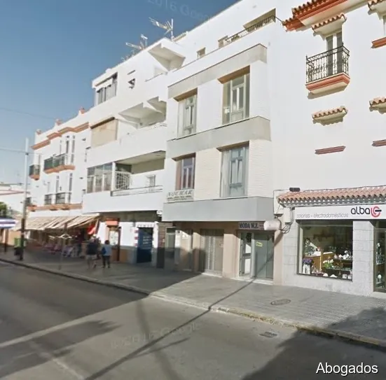 Roberto Peralta Periñán - Abogado