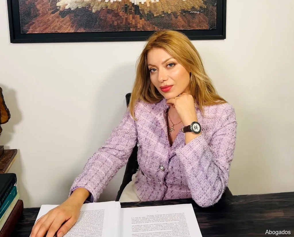Abogada Elmira Parikyan - Boutique legal