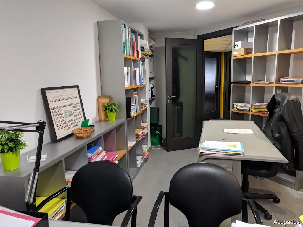 MARTÍNEZ & LLORENS ADVOCATS