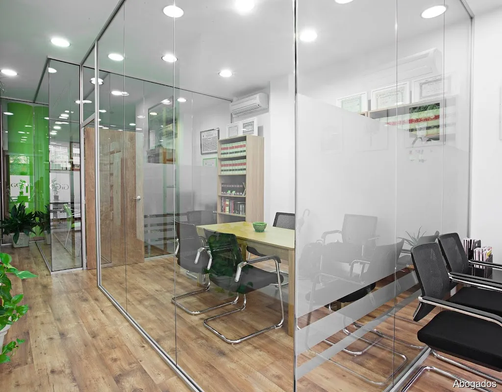 Silvia Catot Santiago - Abogada de derecho civil y penal en Granollers, Barcelona