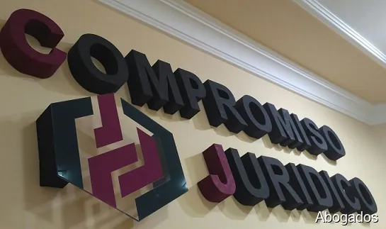 Abogado Alfonso Moreno López