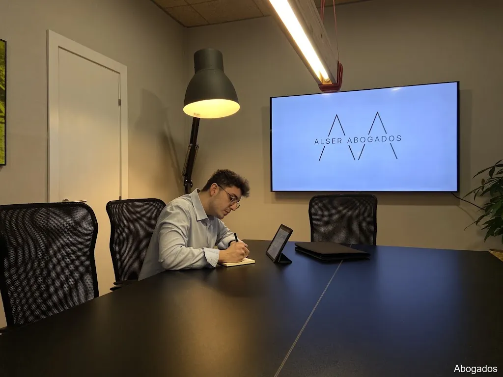 ALSER ASOCIADOS - ABOGADOS
