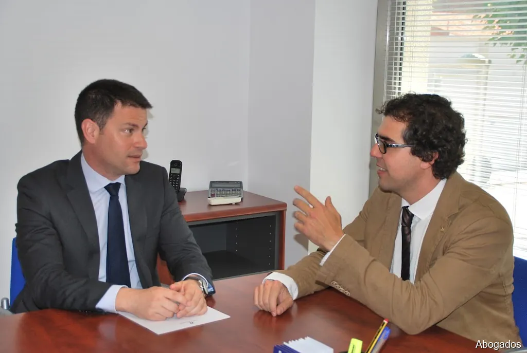 Lopez - Giralt Roig. Advocats i Mediadors