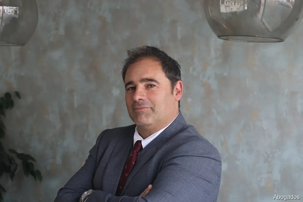 Alberto Villarreal. Abogados